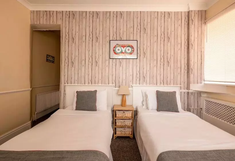 Oyo Pier Hotel Rhyl