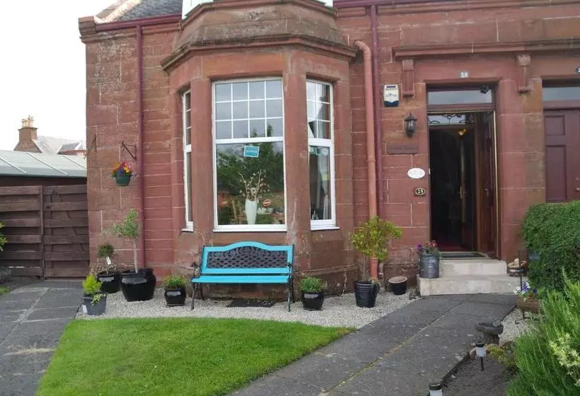 A  Turasmara Guest House