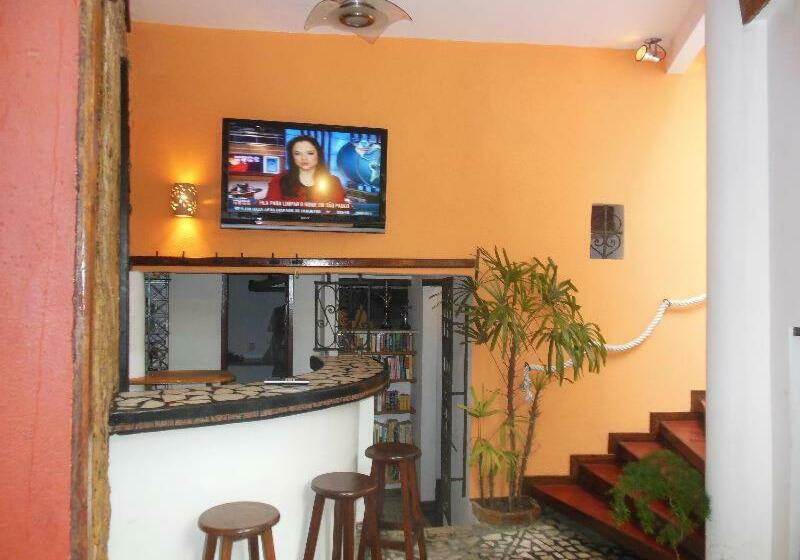 Café Hostel Kebab Salvador
