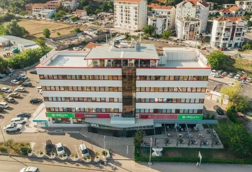 Majatalo Centar Novi