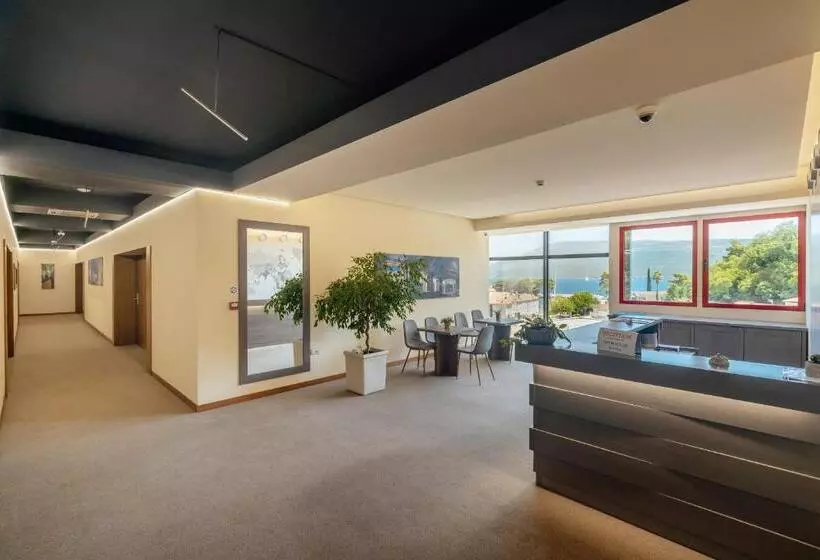 Majatalo Centar Novi