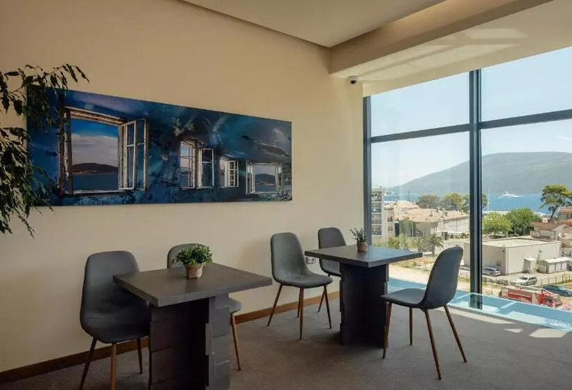 Majatalo Centar Novi