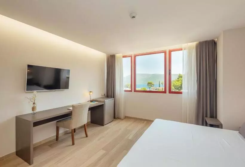 Majatalo Centar Novi