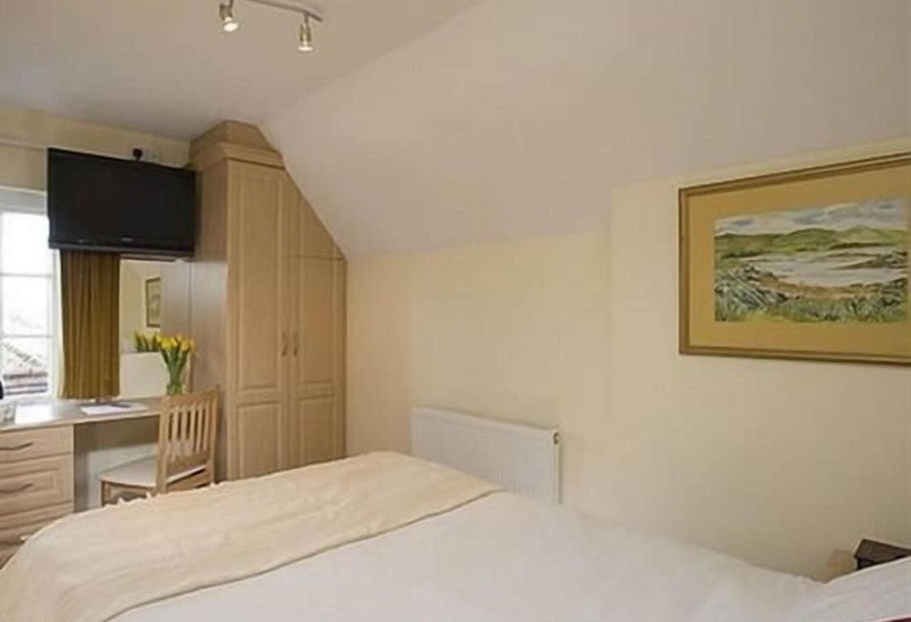 مبيت وإفطار Manston Guest House