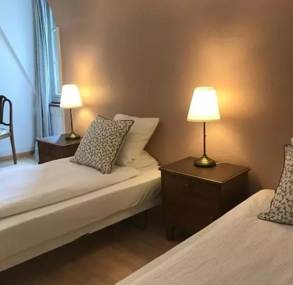 Bed and Breakfast The Bed + Breakfast