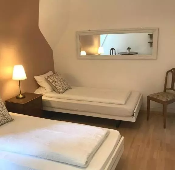 Bed and Breakfast The Bed + Breakfast