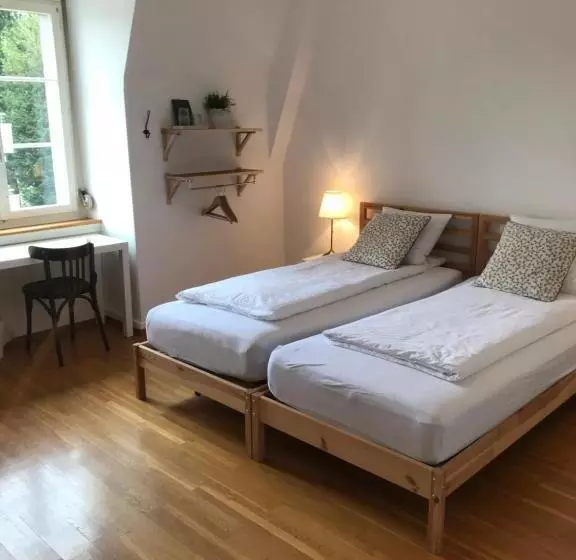 Bed and Breakfast The Bed + Breakfast