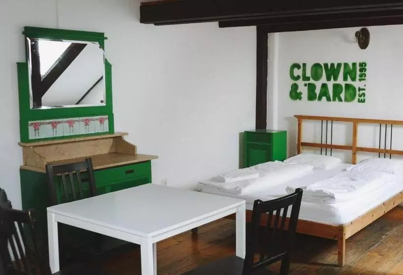Clown And Bard Hostel
