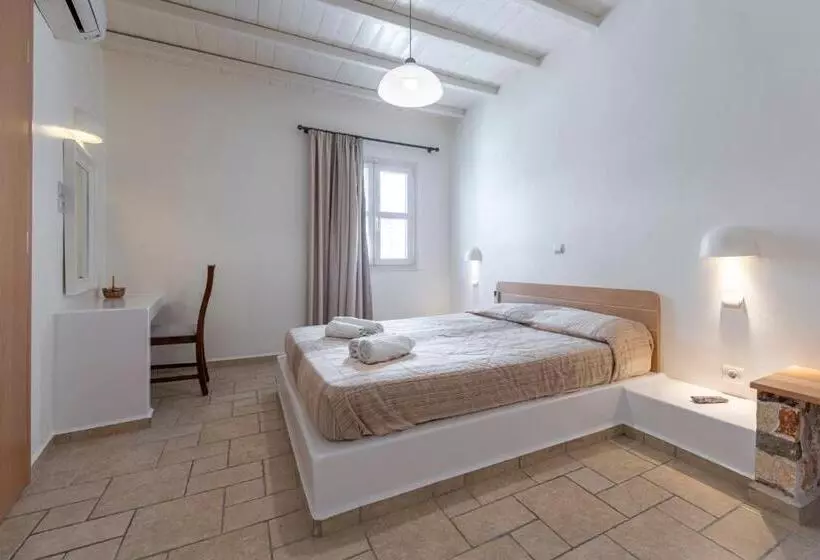 Filoxenia Apartments