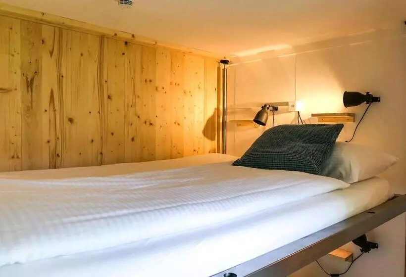 مسافرخانه Riverlodge Tcs Training & Freizeit Ag