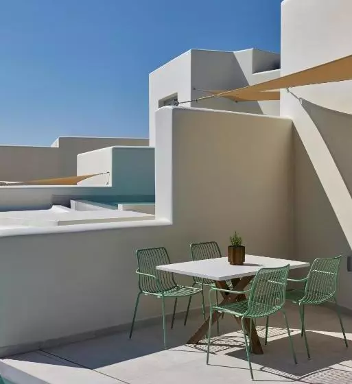 Apanemo Hotel & Suites