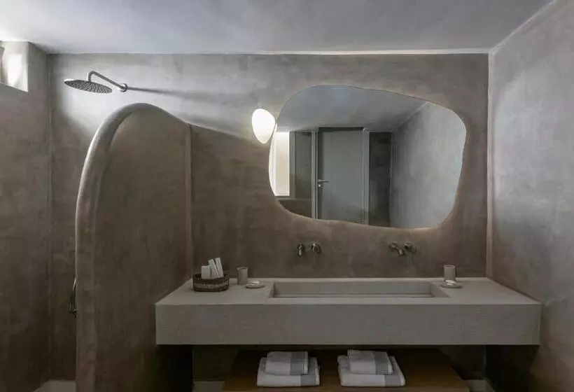 Apanemo Hotel & Suites