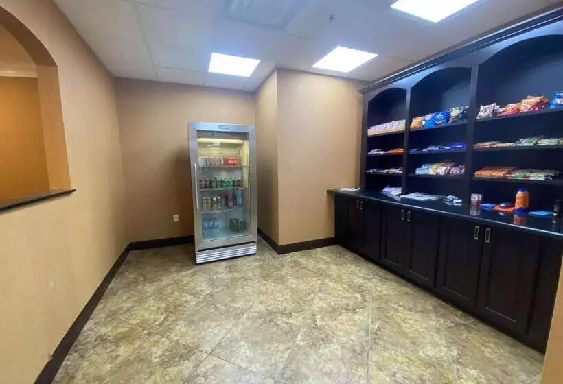 Отель Bw Plus Flagler Beach Area Inn & Suites