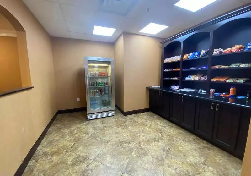 Отель Bw Plus Flagler Beach Area Inn & Suites