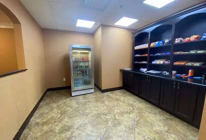 Отель Bw Plus Flagler Beach Area Inn & Suites