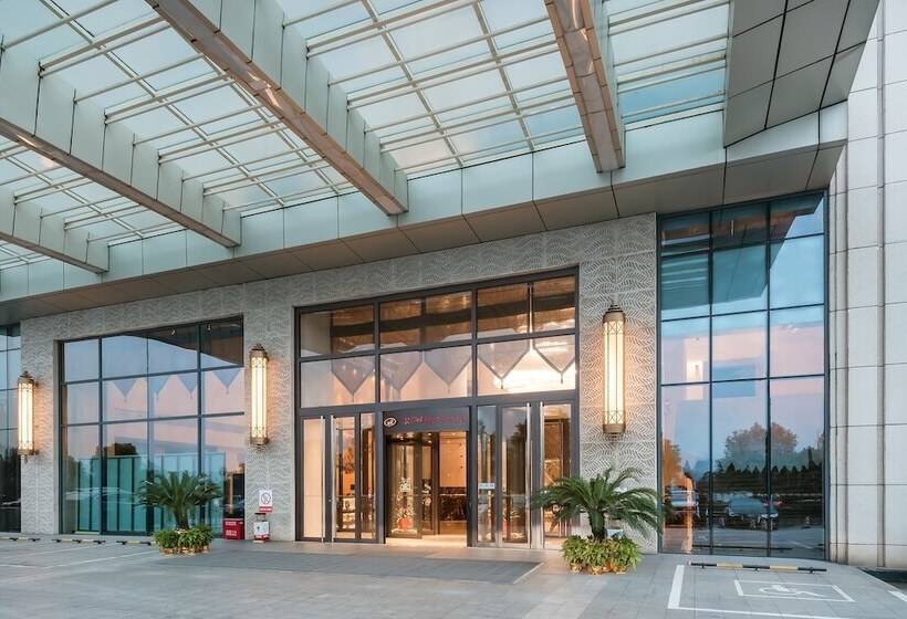 Otel Crowne Plaza Yichang, An Ihg