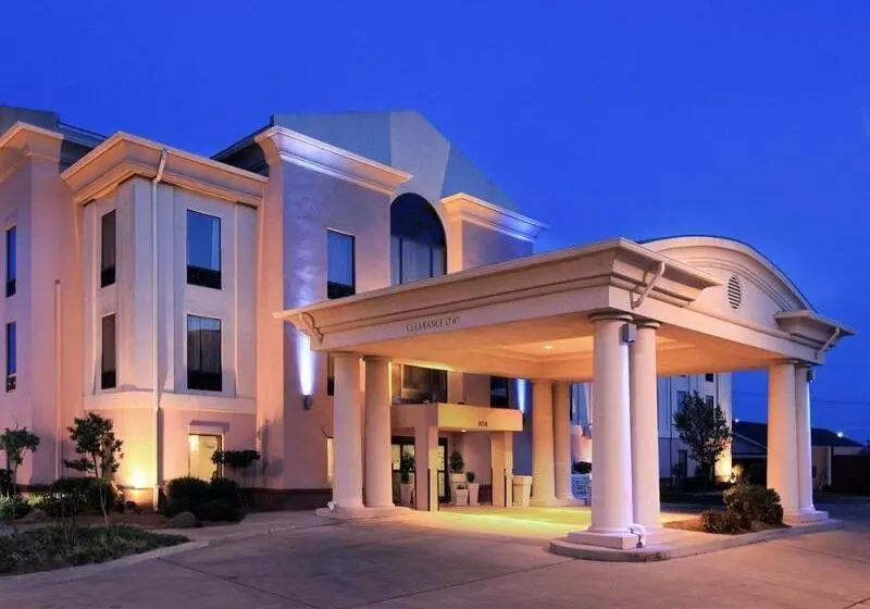 Holiday Inn Express Hotel & Suites Cleveland By Ihg