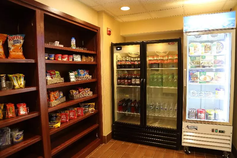 Holiday Inn Express Hotel & Suites Cleveland By Ihg