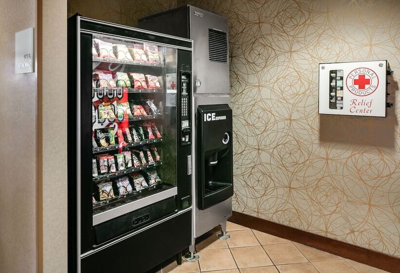 Holiday Inn Express Hotel & Suites Coralville, An Ihg