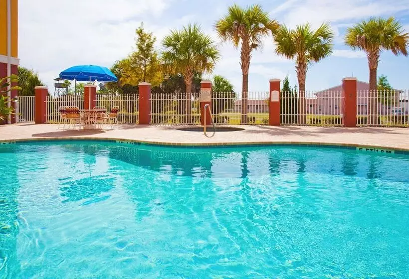 Holiday Inn Express Hotel & Suites Port Richey, An Ihg