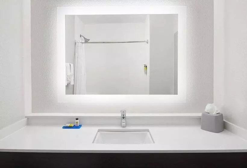 Holiday Inn Express Hotel & Suites Port Richey, An Ihg