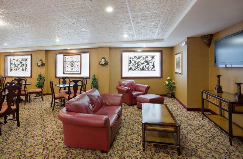 Holiday Inn Express Hotel & Suites Swansea, An Ihg