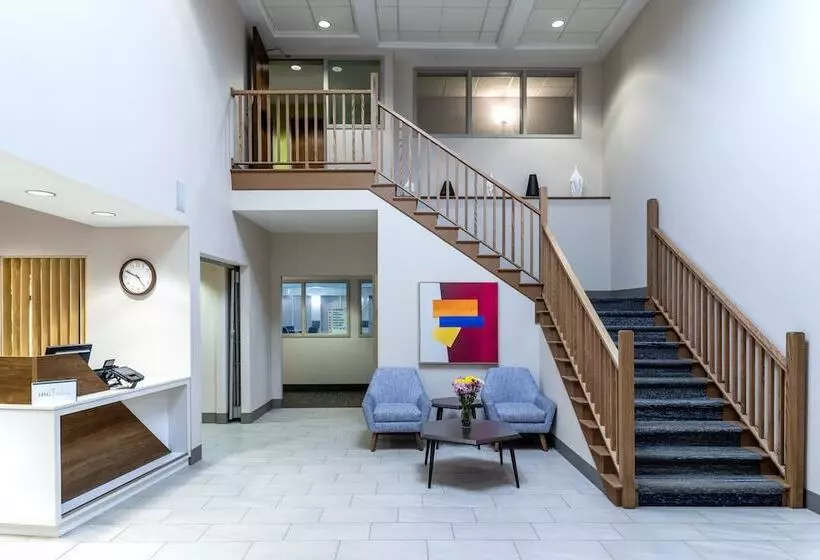 Holiday Inn Express Hotel & Suites St. Paul, An Ihg