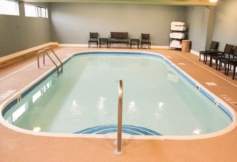 酒店 Holiday Inn Express Osage Beach Lake Of The Ozarks, An Ihg