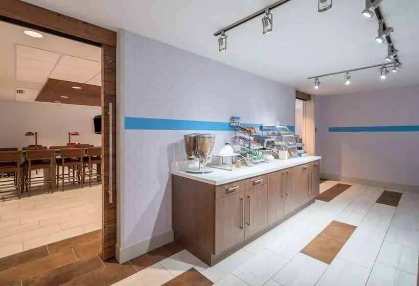 ホテル Holiday Inn Express Radcliff Fort Knox, An Ihg