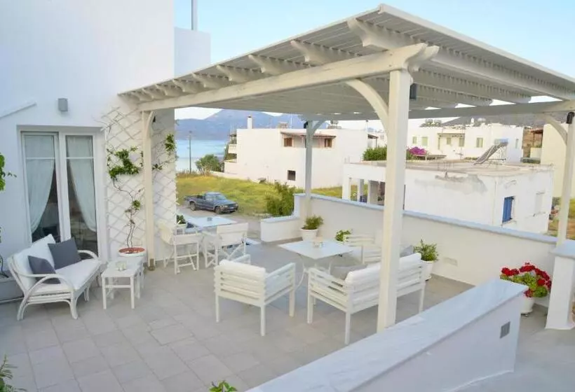 בית מלון כפרי Ostria