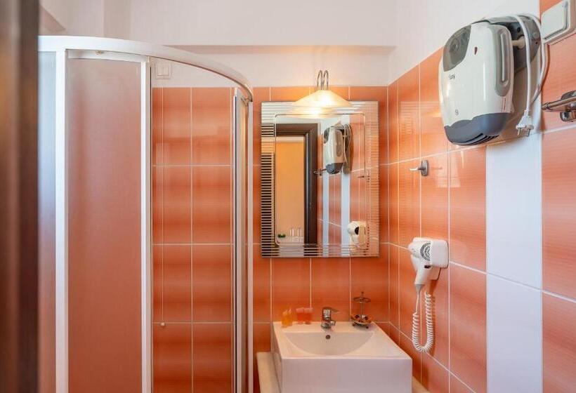 בית מלון כפרי Romantica