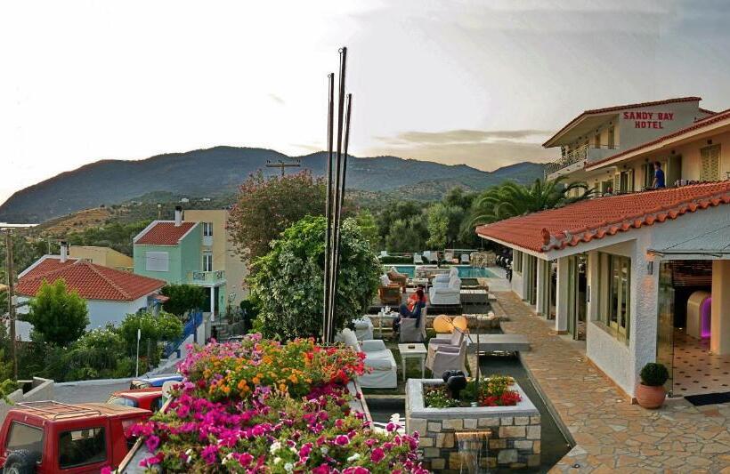 בית מלון כפרי Sandy Bay