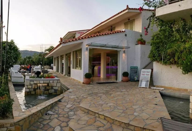 Отель Sandy Bay