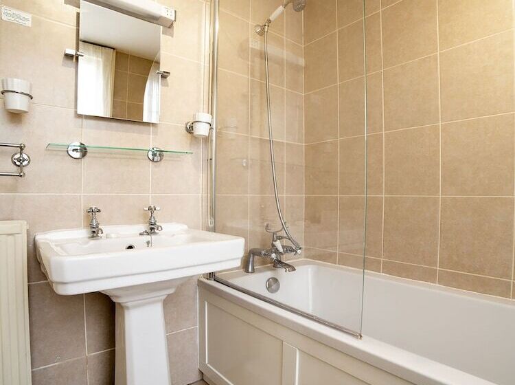 민박 Bailbrook Lodge