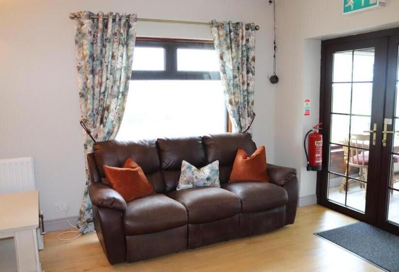 Bed and Breakfast Hillview Lodge