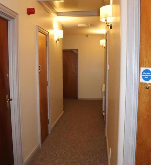 Bed and Breakfast Hillview Lodge