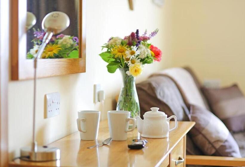 住宿加早餐  The Masons Arms