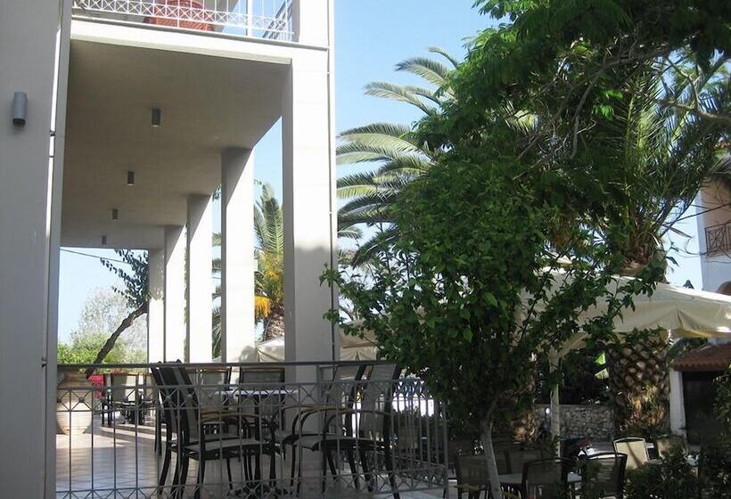 בית מלון כפרי Achilles