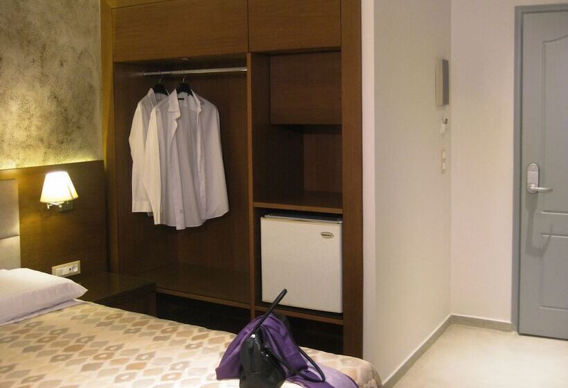 בית מלון כפרי Achilles