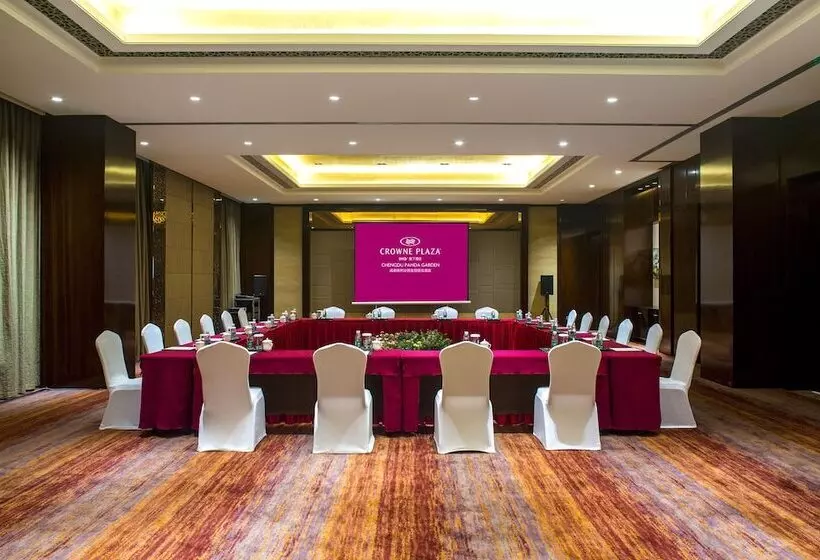 Отель Crowne Plaza Chengdu Panda Garden By Ihg