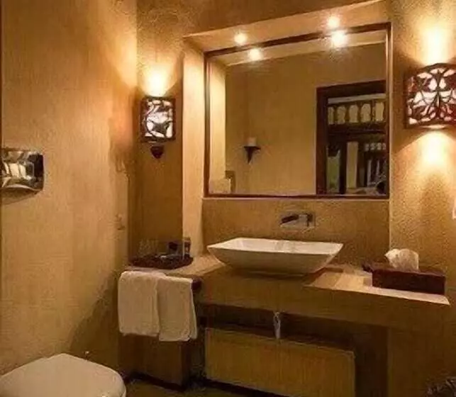 Katogi Averoff Hotel & Winery