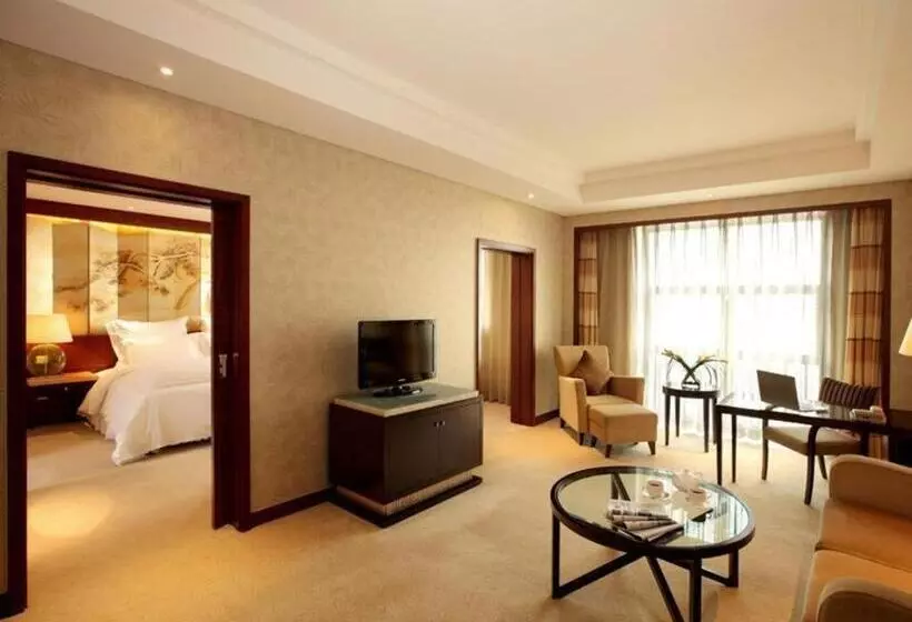 Отель Kunshan Newport