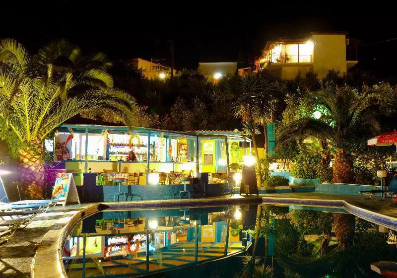 호텔 Hellen Studios