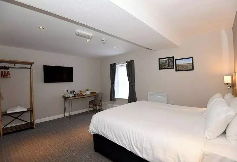 Hotel Wheatsheaf, Baslow By Marston S Inns