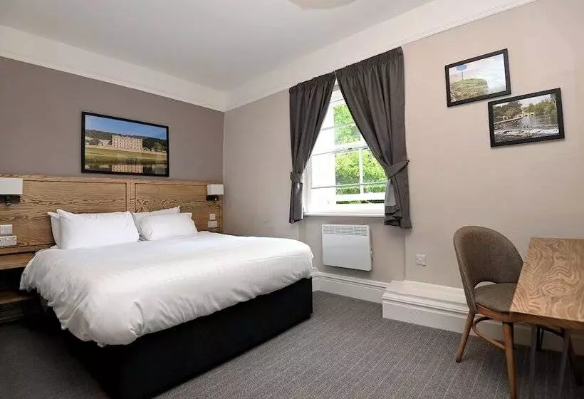 Hotel Wheatsheaf, Baslow By Marston S Inns