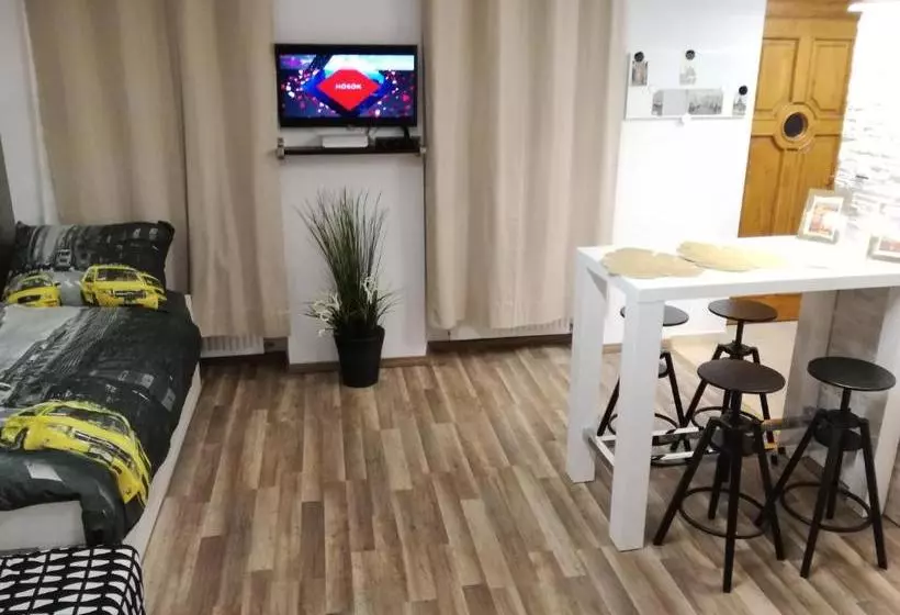 Patrik S Budapest Center Apartment
