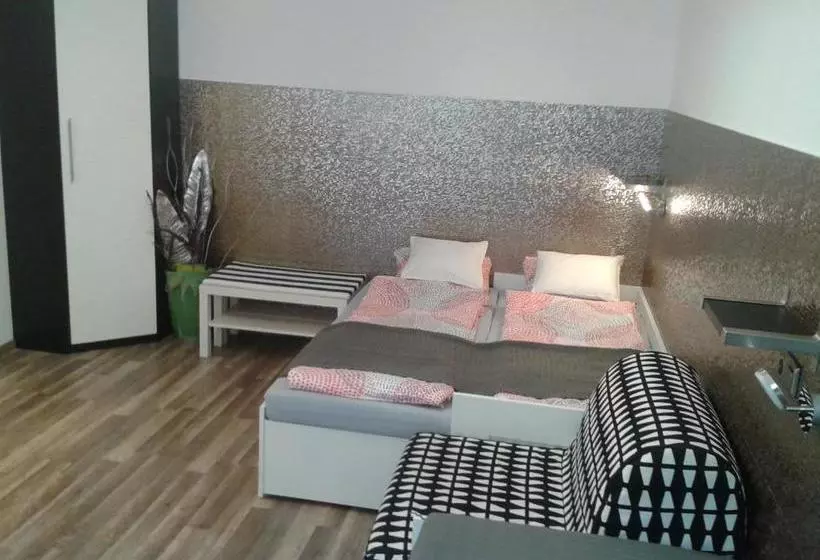 Patrik S Budapest Center Apartment