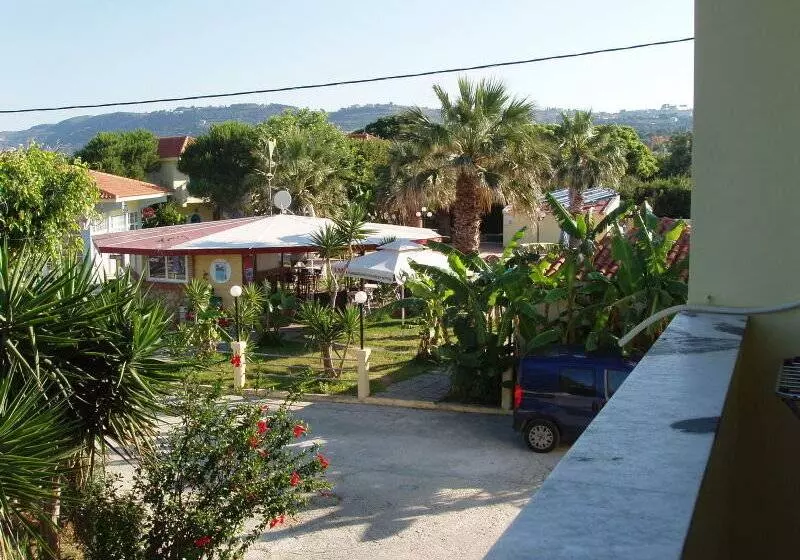 Ammes Hotel & Apartments