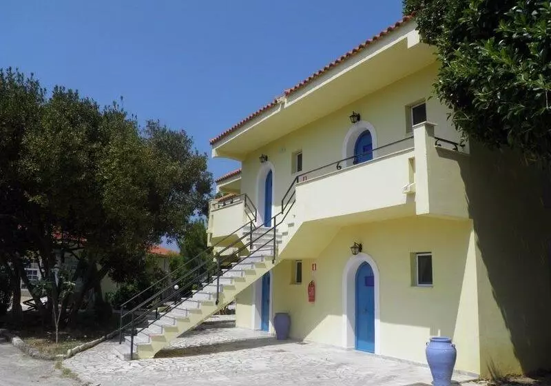 Ammes Hotel & Apartments