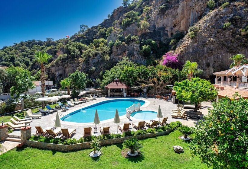 בית מלון כפרי Ata Lagoon Beach